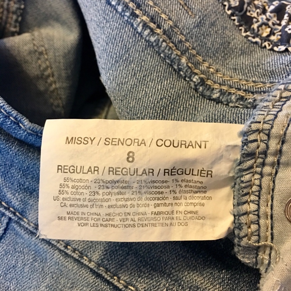 Vintage America Blue Embroidered Boyfriend Jeans - Picture 8 of 8